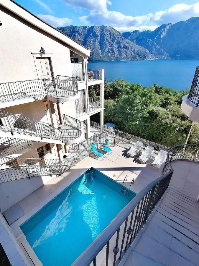 Prčanj Blue Bay 2 Bedroom Apartment מראה חיצוני תמונה